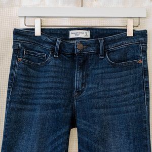 Abercrombie Jeans The Bootcut Mid Rise size 27